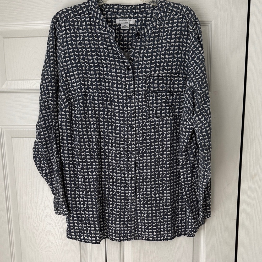 Liz Claiborne Woman size 2X Navy and White Horse Print Blouse denim style flowey